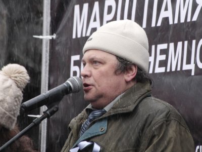 «Я достал куклу Путина и плакат со стихами Надсона»